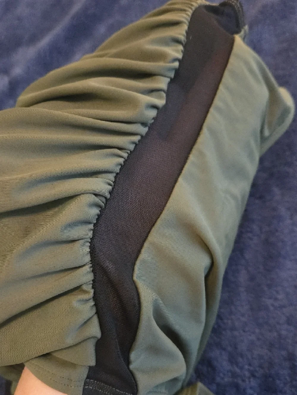 EUC DKNY LADIES OLIVE GREEN RUCHED ONE PIECE SWIMSUIT - Picture 2 of 4
